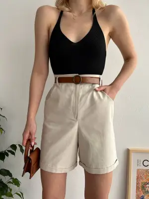 Gabardin Kumaş Şort Kadın Giyim