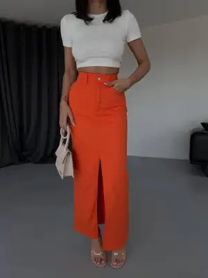 Omarı Turuncu Gabardin Uzun Yırtmaçlı Etek