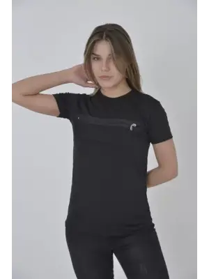 Omarı Siyah Dar Kalıp T-Shirt - Fermuar Aksesuarı ile Göğüs Detayı