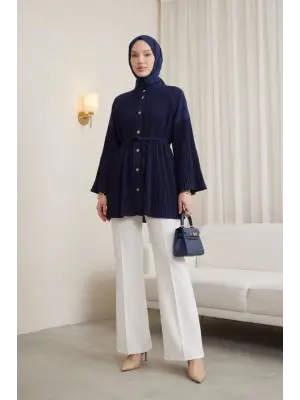 Gold Düğmeli Önü Ve Kolları Pliseli Bağcıklı Gömlek -Laci