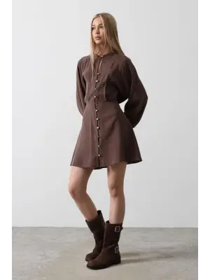 Gold Rengi Düğme Detaylı Elbise - Kahve