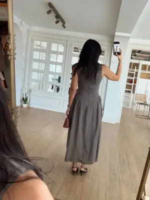 Omarı Şık Gri Kabardin Uzun Elbise