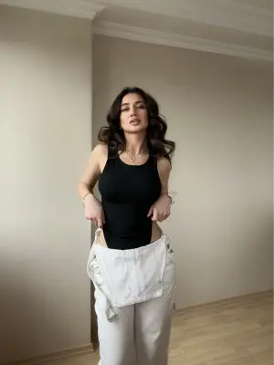 Modern Siyah Bodysuit