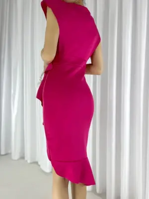 Omarı Dalış Kumaşı Fırfırlı Midi Boy Elbise