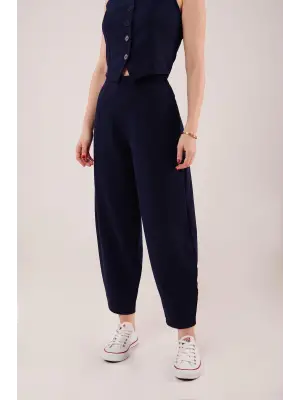 Modern Lacivert Havuç Kesim Pantolon