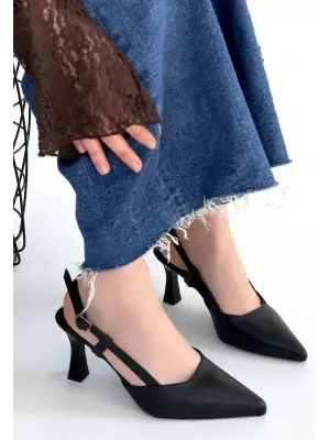 Hoost Siyah Cilt Topuklu Ayakkabı