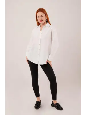 Omarı Zarif Çizgi Detaylı Beyaz Bluz