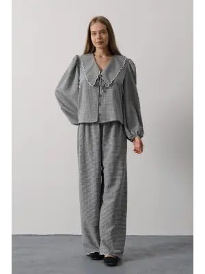 Omarı İşlemeli Bebe Yakalı Pantolon Takımı - Siyah Şıklık