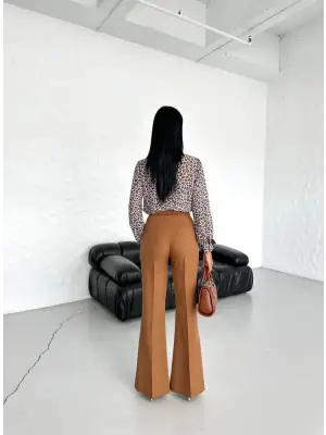 Omarı Rahat ve Şık İspanyol Paça Pantolon