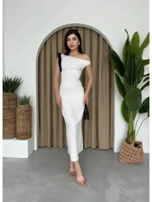 Jovani Omuz Detaylı Elbise