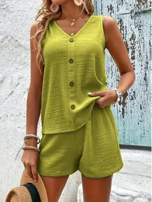 Kadın Askılı Kolsuz V Yakalı önden Düğmeli Bürümcük Bluz Ve Short Ikili Takım