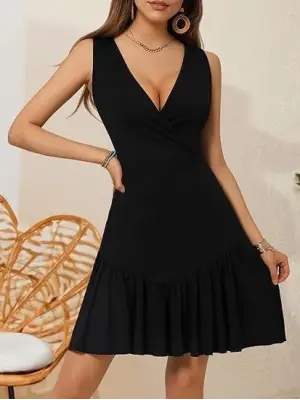 Omarı Fırfırlı Kruvaze Yakalı Kadın Elbise