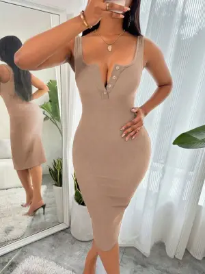 Omarı Zarif Askılı Midi Kaşkorse Elbise