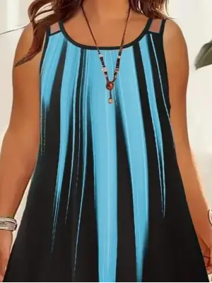 Omarı Yuvarlak Yaka Asimetrik Desenli Elbise