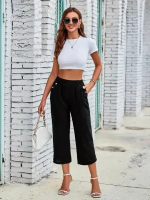 Kadın Beli Lastikli Düğme Ve Cep Detaylı Kapri Pantolon