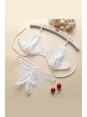 Omarı Beyaz Dantelli Kadın İç Giyim Takımı