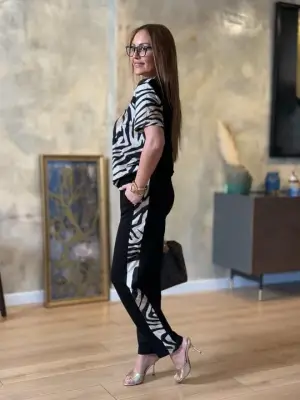 Kadın Bisiklet Yaka Kısa Kol Leopar Desen Bluz Ve Pantolon Ikili Takım