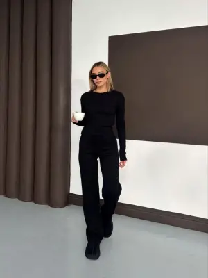 Kadın Bisiklet Yaka Parmak Geçme Detay Uzun Kollu Bluz Ve Pantolon Ikili Takım