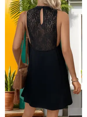 Omarı Dantel Detaylı Janjan Krep Elbise