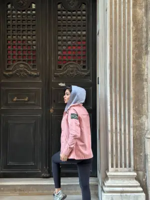 Kadın Ek Parça Kapüşon Kol Arma Detay Gabardin Ceket