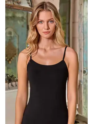 Omarı Siyah Pamuk Likralı Kadın İp Askılı Atlet