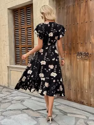 Kadın Kısa Kelebek Kollu Kruvaze Yakalı Belden Kuşaklı Midi Süprem Elbise