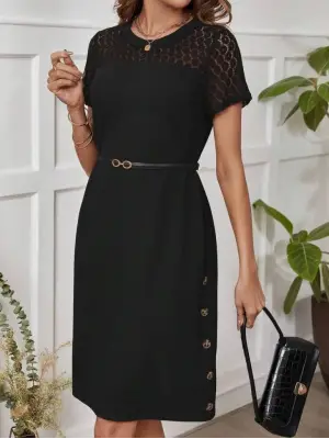 Kadın Kısa Kollu Bisiklet Yaka Dantel Detaylı Düğmeli Modal Elbise