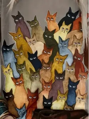 Omarı Şık Kedi Desenli Kadın Bluz