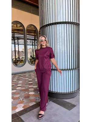 Kadın Kısa Kollu Bisiklet Yaka Omuzdan Düğmeli Viskon Iki Iplik Kısa Bluz Ve Pantolon Ikili Takım