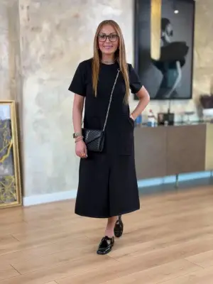 Kadın Kısa Kollu Bisiklet Yakalı Cepli önden Yırtmaçlı Viskon Iki Iplik Midi Elbise