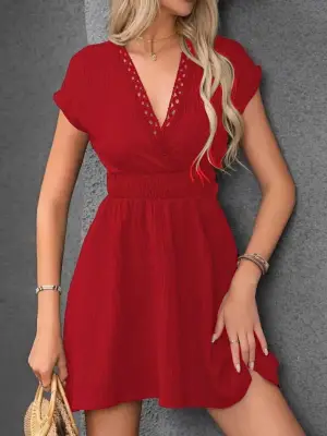 Kadın Kısa Kollu Kruvaze Yakalı Beli Lastikli Bürümcük Elbise