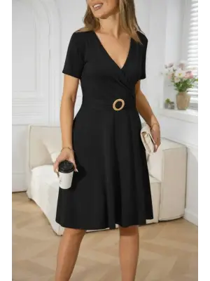 Kadın Kısa Kollu Kruvaze Yakalı önden Toka Detaylı Kısa Viskon Elbise