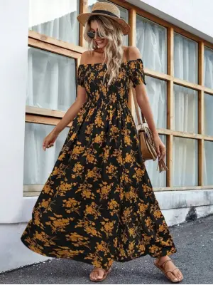 Kadın Kısa Kollu Madonna Yaka Yırtmaçlı çiçek Desenli Süprem Elbise