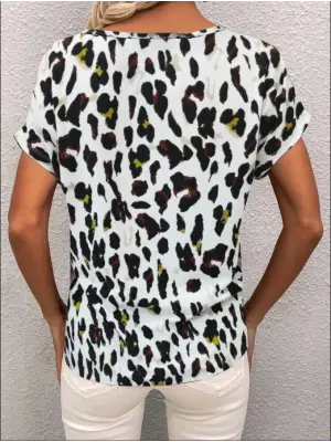 Kadın Kısa Kollu Leopar Desenli Bluz