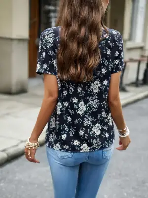 Kadın Kısa Kollu V Yakalı çiçek Baskılı Süprem Bluz