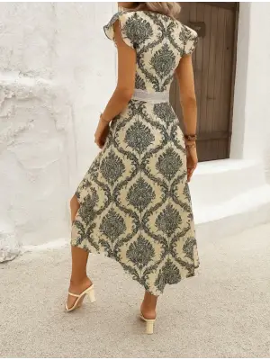 Omarı Çiçek Desenli V Yakalı Pegasus Elbise