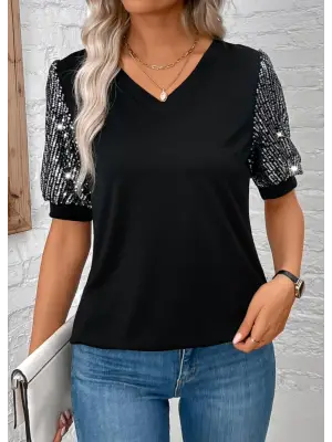 Omarı Şık V Yaka Pul Payet Detaylı Bluz