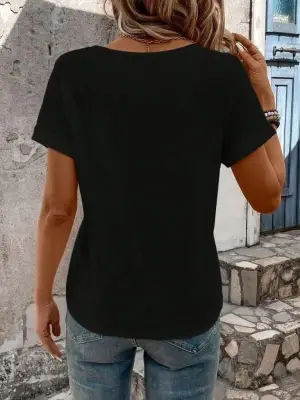 Kadın Kısa Kollu V Yakalı şerit Detaylı Viskon Bluz