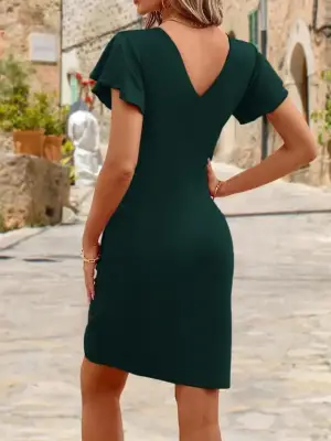 Kısa Kollu Volanlı Kruvaze Yaka Yanlardan Büzgülü Ithal Krep Elbise