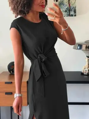 Kadın Kısa Kollu Yuvarlak Yaka Belden Bağcıklı Elbise