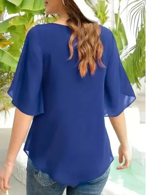 Omarı Göz Alıcı Kadın Şifon Bluz