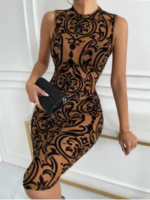 Omarı Trend Desenli Kadın Kolsuz Elbise
