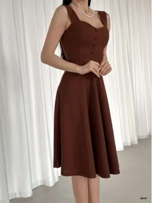 Omarı Kalp Yaka Düğme Detay Midi Boy Elbise