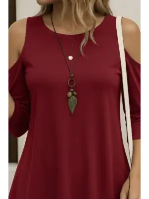 Kadın Omuzlardan Açık Sıfır Yaka Asimetrik Kesim Detay Viskon Bluz