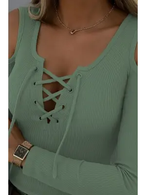 Kadın Omuzlardan Açık Uzun Kollu Bağcıklı Kaşkorse Bluz Kadın Giyim