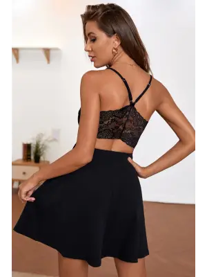 Omarı Şık İp Askılı Siyah Dantel Detaylı Kadın Gecelik