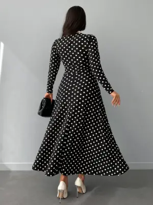 Kadın Siyah Tam Boy Beyaz Puantiyeli Elbise