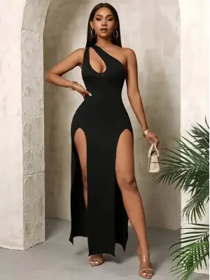 Omarı Şık Kadın Tek Omuzlu Yırtmaç Detaylı Krep Elbise