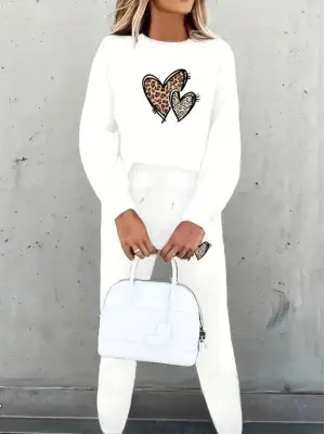 Kadın Uzun Kollu Bisiklet Yaka Kalp Desenli şardonlu üç Iplik Bluz Ve Pantolon Ikili Takım