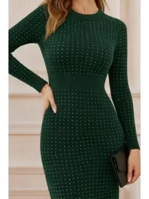 Zarif Taşlı Kadife Elbise